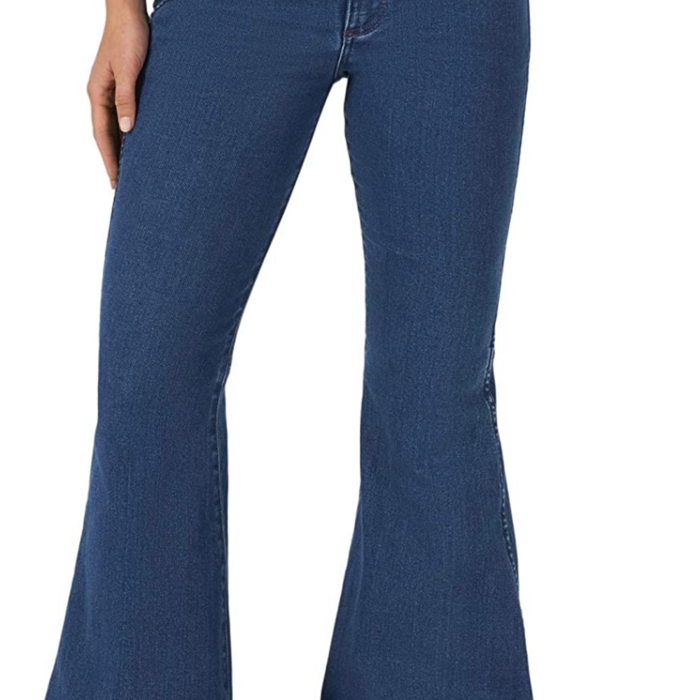 Nwt!Wrangler Retro Bell Bottom!30/32, 26/32, 29/32 - Picture 3 of 3